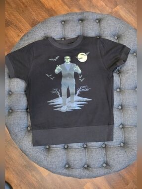 Universal Monsters Black Frankenstein Graphic Knit Top M/L